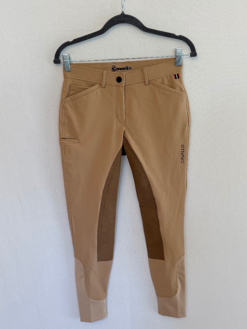 CAVALLO Women’s Size 24 Christy Full Seat Breaches in Almond NEW FLAW